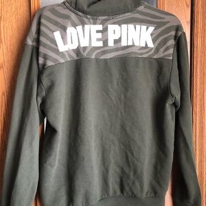 Victoria secret sweater🌟